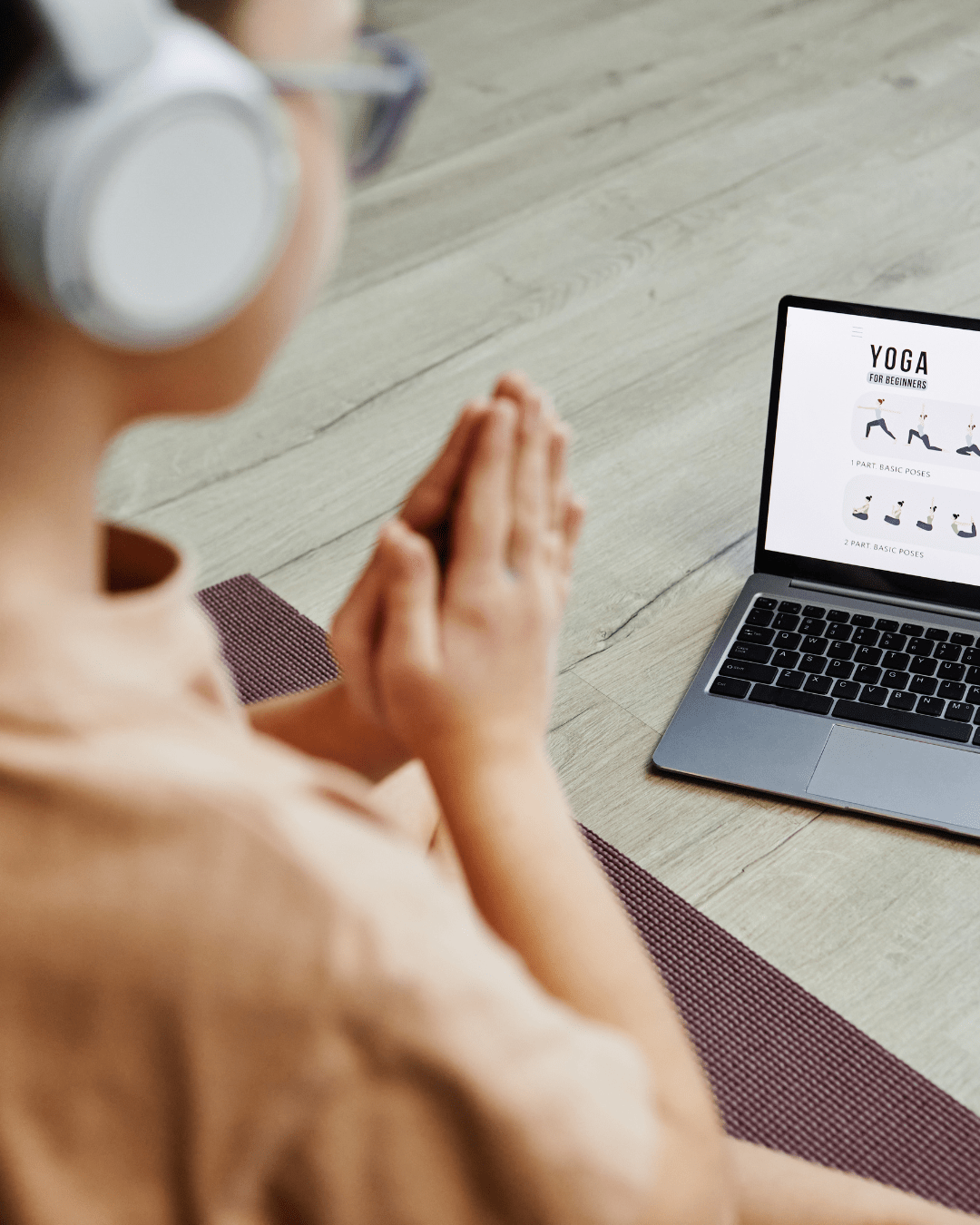 Yoga teacher online training 200h
